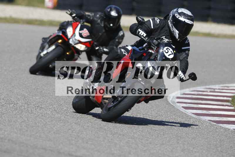 /01 02.04.2026 MAZ ADR/Gruppe gelb Gruppe gruen/76